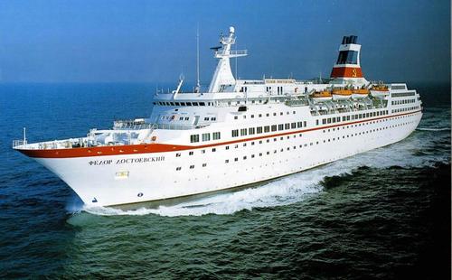 Почему Россия осталась без гражданского круизного судостроения