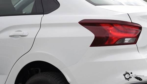 Рассматриваем салон новой Lada Granta