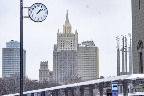 МИД РФ: ограничения несколькими странами экспорта с Украины является ударом для Зеленского МИД РФ: ограничения несколькими странами экспорта с Украины является ударом для Зеленского