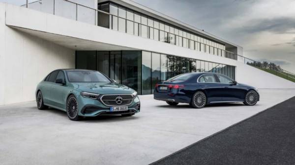 Абсолютно новый Mercedes-Benz E-Class представили официально Абсолютно новый Mercedes-Benz E-Class представили официально