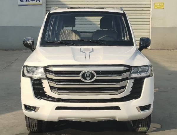 Антикризисный «Ленд Кулузер 300»: когда немного не хватает на внедорожник Антикризисный «Ленд Кулузер 300»: когда немного не хватает на внедорожник