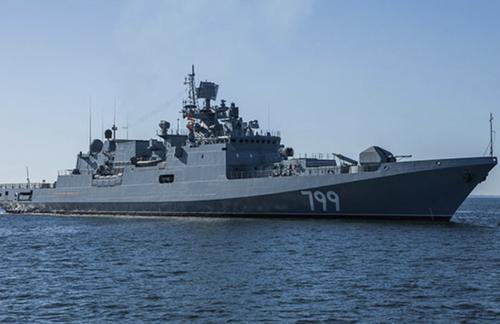 Корабли ЧФ отработали поиск подводной лодки условного противника Корабли ЧФ отработали поиск подводной лодки условного противника