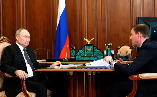 Путин поставил задачу вывести на один уровень денежное довольствие разных категорий военных, участвующих в СВО