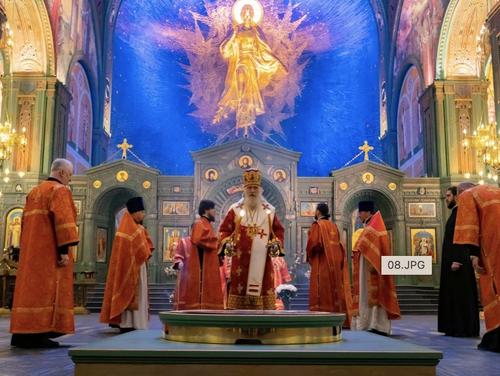 Пасхальное богослужение состоялось в Главном храме Вооруженных сил РФ Пасхальное богослужение состоялось в Главном храме Вооруженных сил РФ