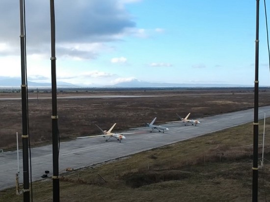 Путин: шаблоны и отсутствие инфраструктуры мешают развитию сферы беспилотников