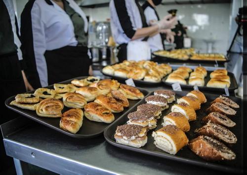 Армия получила еще 200 поваров