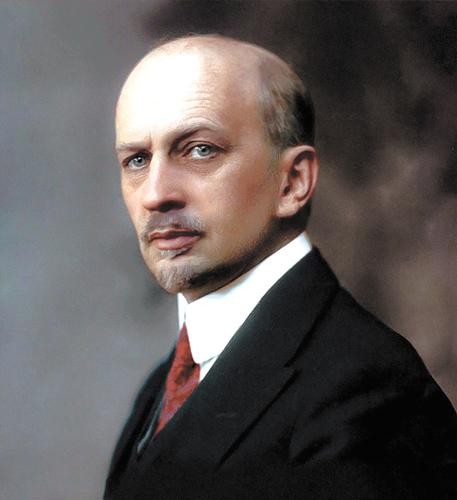 «Зло необходимо пресекать силой»: историк Аркадий Минаков о философии Ильина «Зло необходимо пресекать силой»: историк Аркадий Минаков о философии Ильина