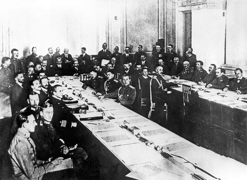 «Патриотических соображений у Ленина не было»: историк Фёдор Гайда о Брестском мире