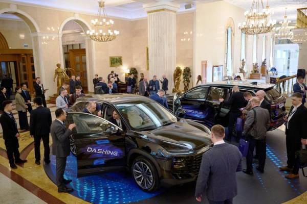 На российский рынок заходит новый бренд JETOUR: подписаны соглашения с дилерами На российский рынок заходит новый бренд JETOUR: подписаны соглашения с дилерами