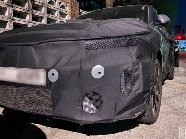 Новый KIA Rio получит солидный дизайн