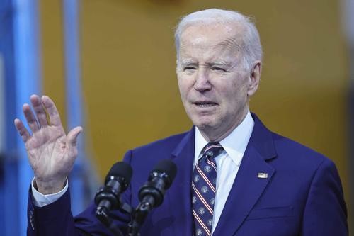 Байден поручил разведслужбам принять меры для защиты конфиденциальных данных Байден поручил разведслужбам принять меры для защиты конфиденциальных данных