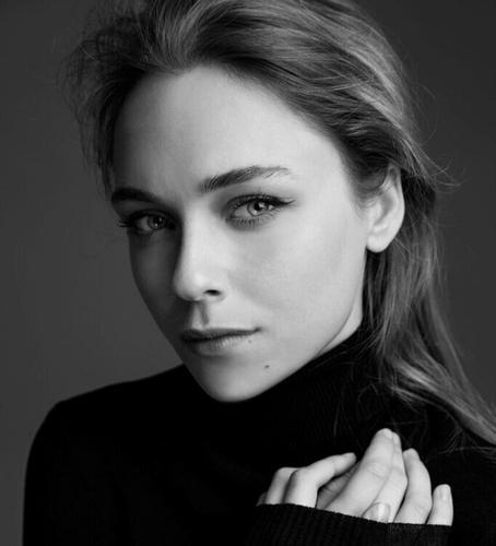 Актриса Анастасия Крылова: «В обычной жизни мне непросто выглядеть как «дорогая женщина»