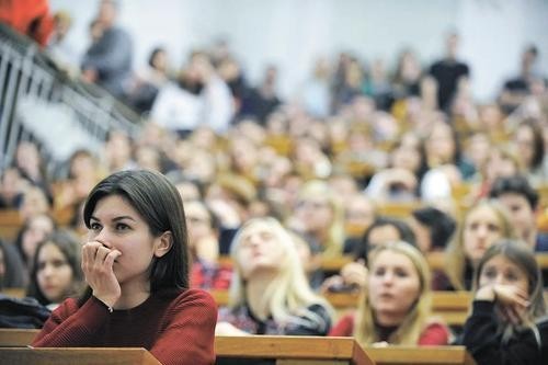 Луганский профессор Виталий Даренский: «Возврат к специалитету — лишь вершина айсберга» Луганский профессор Виталий Даренский: «Возврат к специалитету — лишь вершина айсберга»
