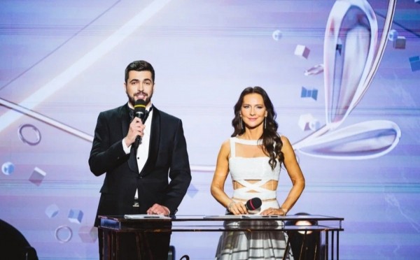 V церемония вручения Международной профессиональной музыкальной премии BraVo объединила более 10 стран на сцене Большого театра V церемония вручения Международной профессиональной музыкальной премии BraVo объединила более 10 стран на сцене Большого театра