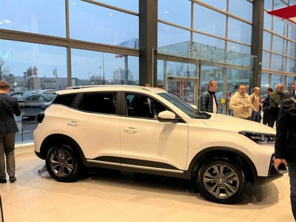 Когда в России подешевеет новый китайский седан из Калининграда? Когда в России подешевеет новый китайский седан из Калининграда?