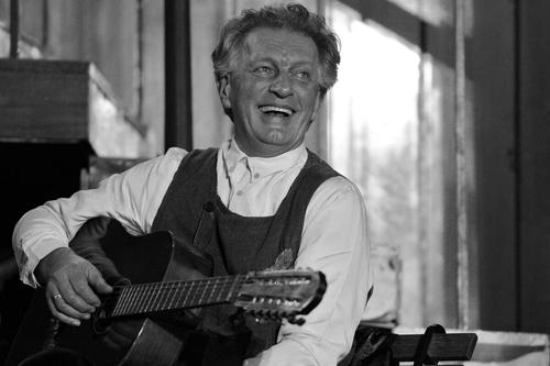 Актёр Иван Колесников скорбит из-за ухода из жизни отца Сергея Валентиновича Колесникова Актёр Иван Колесников скорбит из-за ухода из жизни отца Сергея Валентиновича Колесникова