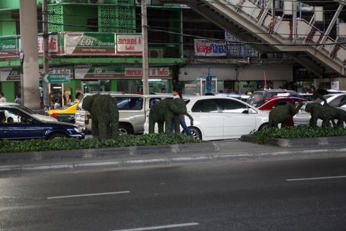 Министр здравоохранения Таиланда сообщил, что у въезжающих туристов не будут требовать сертификат вакцинации против COVID-19