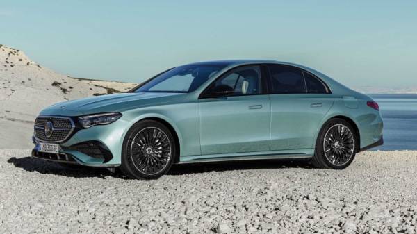 Абсолютно новый Mercedes-Benz E-Class представили официально Абсолютно новый Mercedes-Benz E-Class представили официально