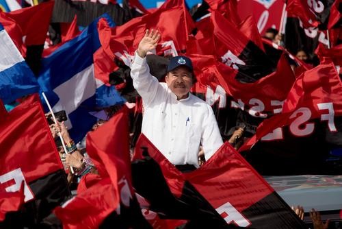 Глава Никарагуа Ортега: Россия на Украине борется за мир в окружении «международного террористического оркестра» из стран НАТО