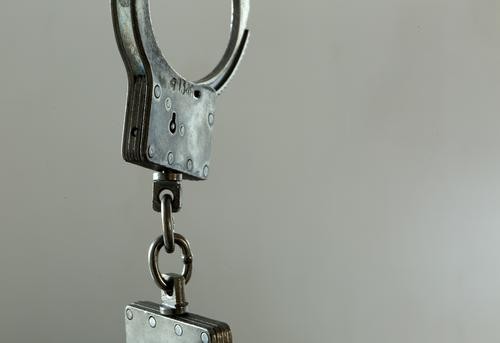 На Сахалине был задержан россиянин за попытку вступить в ВСУ 