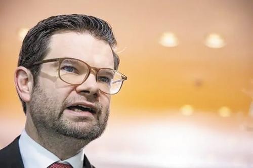 В Германии сотрудника Федеральной разведывательной службы обвиняют в шпионаже в пользу России