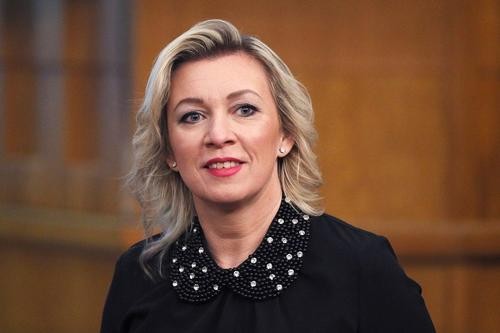 Захарова отказалась комментировать ответные меры России в отношении журналистов США, чтобы «не портить сюрприз»