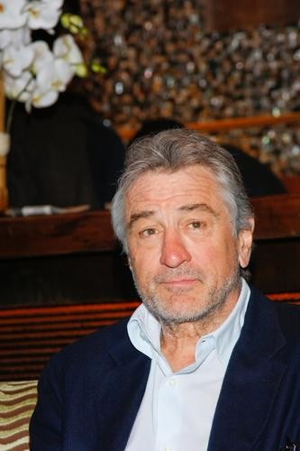 Роберт де Ниро в возрасте 79 лет стал отцом седьмой раз Роберт де Ниро в возрасте 79 лет стал отцом седьмой раз