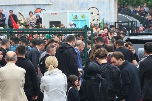 В нескольких районах Стамбула были усилены меры безопасности из-за президентских выборов В нескольких районах Стамбула были усилены меры безопасности из-за президентских выборов