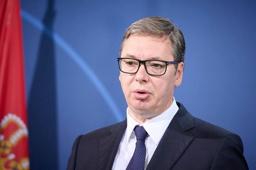 «Вечере новости»: президент Сербии Вучич привел войска в полную боеготовность в связи с обстановкой в самопровозглашенном Косово