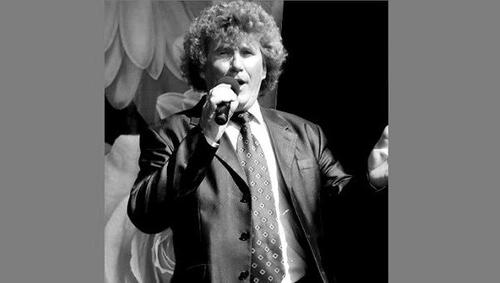 Скоропостижно скончался заслуженный артист Татарстана Зуфер Сафин Скоропостижно скончался заслуженный артист Татарстана Зуфер Сафин