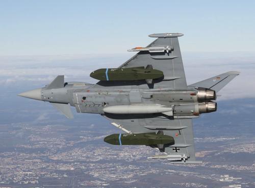 Берлин решил поучаствовать в вооружении ВСУ дальнобойными ракетами