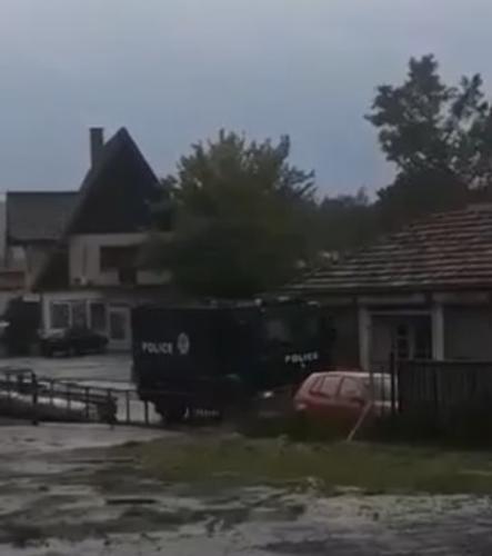 Сербия готова поддержать оружием своих в Косово Сербия готова поддержать оружием своих в Косово