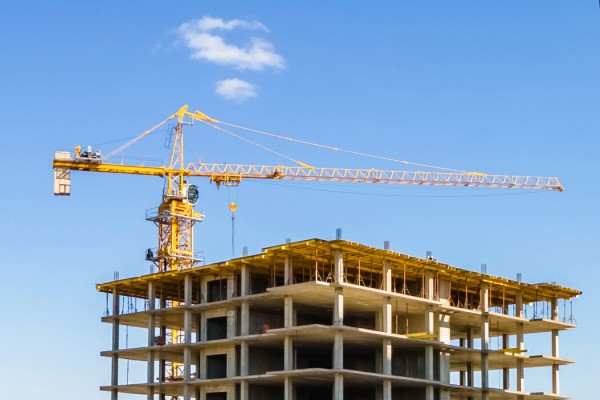 Растут процентные ставки по кредитам, выданным на строительство застройщикам