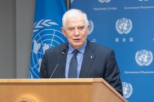 Боррель заявил, что страны-члены Евросоюза в ближайшие три года потратят семьдесят миллиардов евро на укрепление обороны Боррель заявил, что страны-члены Евросоюза в ближайшие три года потратят семьдесят миллиардов евро на укрепление обороны