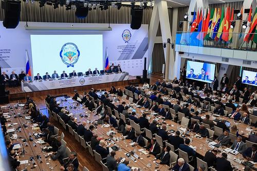 100 секретарей Совбезов договорились о строительстве многополярного мира