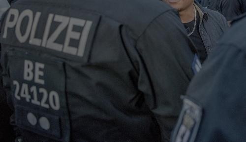 Один человек погиб в результате стрельбы на заводе Mercedes в Германии