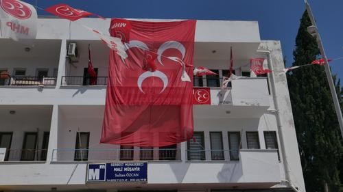 Глава Высшего избирательного совета Турции Енер сообщил, что голосование на выборах президента завершилось, негатива не выявлено