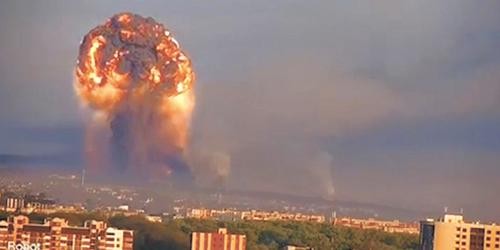 На Украине пропал главком ВСУ Залужный и взорвались склады боеприпасов На Украине пропал главком ВСУ Залужный и взорвались склады боеприпасов