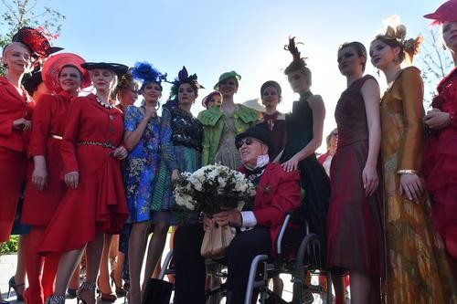 Захарова выразила соболезнования в связи со смертью Вячеслава Зайцева и вспомнила о его последнем гала-показе прошлым летом Захарова выразила соболезнования в связи со смертью Вячеслава Зайцева и вспомнила о его последнем гала-показе прошлым летом