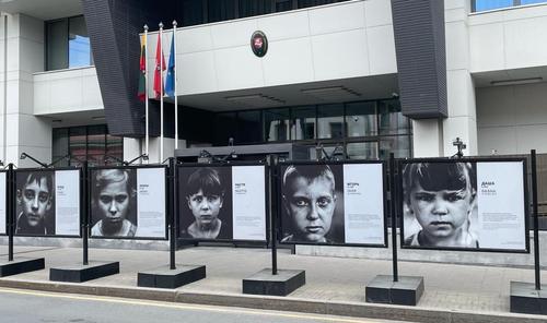 Латаем дыры в русской картине мира