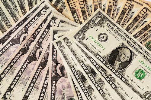 Госдолг США превысил российский более в 107 раз