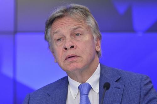 Сенатор Пушков заявил, что власти США попытались скрыть «неприятный факт» об экономике страны Сенатор Пушков заявил, что власти США попытались скрыть «неприятный факт» об экономике страны