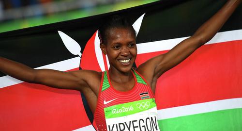 Легкоатлетка из Кении Фейт Кипьегон побила державшийся 32 года мировой рекорд в беге на 1500 метров Легкоатлетка из Кении Фейт Кипьегон побила державшийся 32 года мировой рекорд в беге на 1500 метров