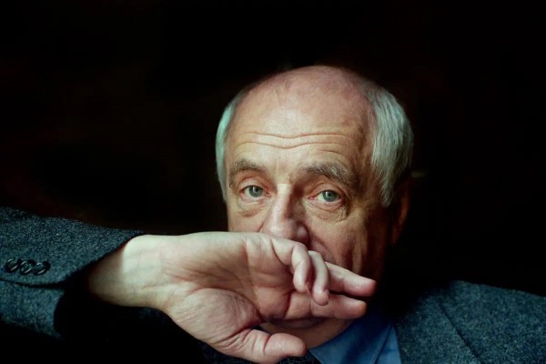 Между Ньютоном и Аведоном – фотограф Виктор Горячев Между Ньютоном и Аведоном – фотограф Виктор Горячев