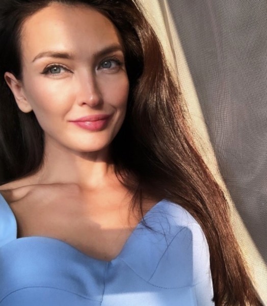 Актриса Алёна Созинова: «Сейчас я не хочу связываться с бесовщиной» Актриса Алёна Созинова: «Сейчас я не хочу связываться с бесовщиной»