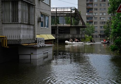 Глава Мелитопольского района Запорожской области Сигута заявил, что Каховское водохранилище продолжает мелеть