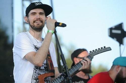 Иноагент Noize MC оправдал удары по родному краю Иноагент Noize MC оправдал удары по родному краю