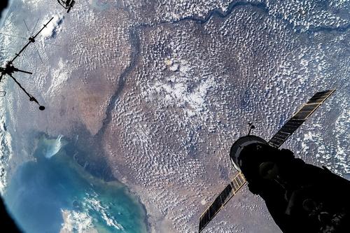 Bloomberg: США планируют запустить летом спутники с целью отслеживания китайских и российских космических аппаратов Bloomberg: США планируют запустить летом спутники с целью отслеживания китайских и российских космических аппаратов