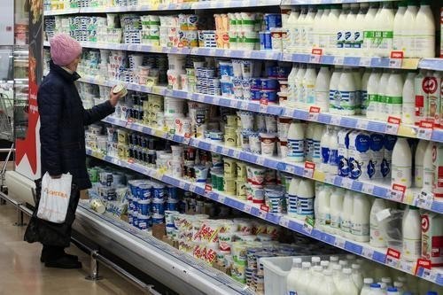 «Известия»: в Госдуме предлагают отменить НДС на продукты с истекающим сроком годности, если их будут бесплатно отдавать гражданам «Известия»: в Госдуме предлагают отменить НДС на продукты с истекающим сроком годности, если их будут бесплатно отдавать гражданам