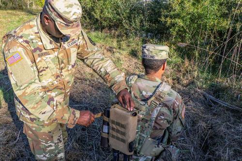 Армия США взяла курс на создание боевого бронированного электромобиля Армия США взяла курс на создание боевого бронированного электромобиля